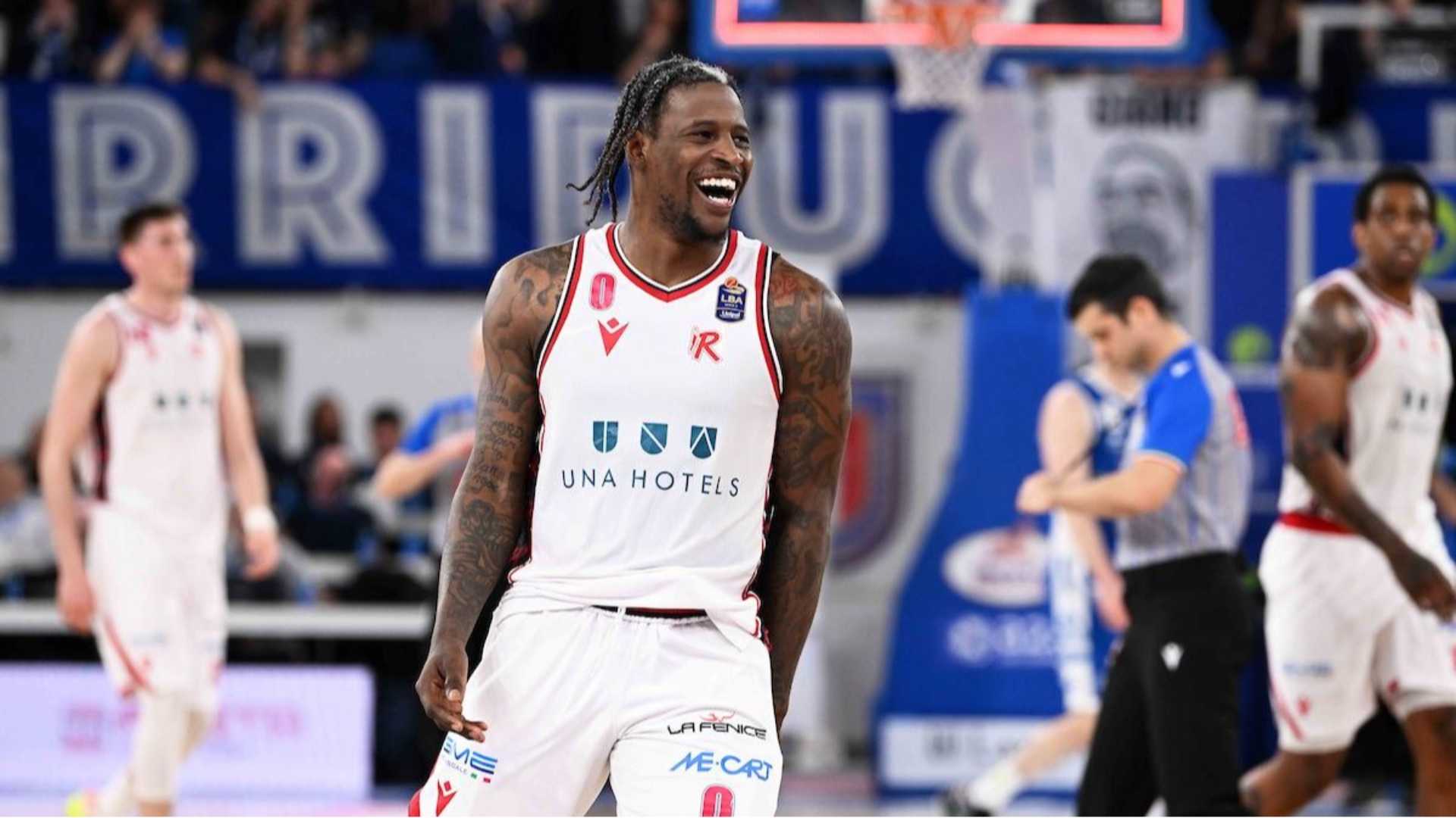 Pallacanestro Reggiana renews Jaylen Barford