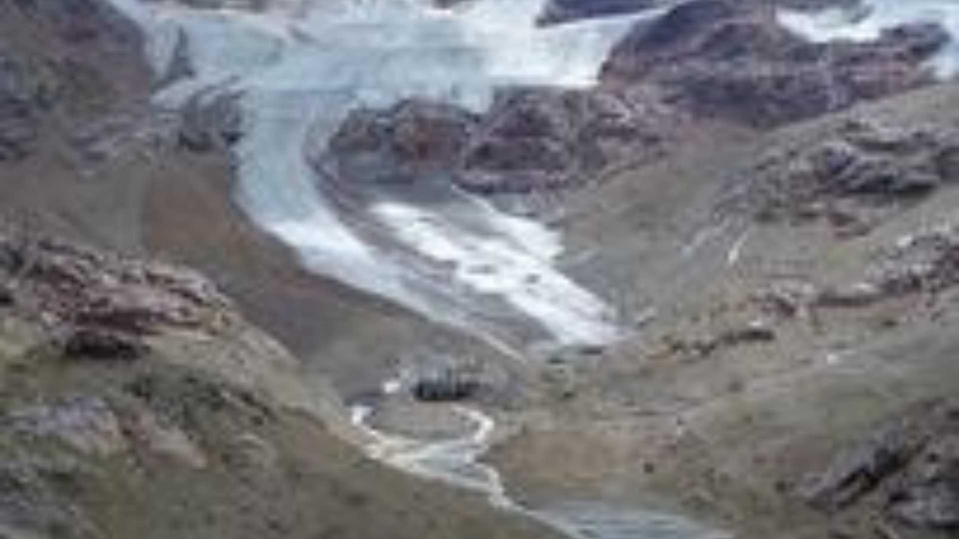 Mountains Sickened by Climate Change: “We’re Like the Orchestra on the Titanic”