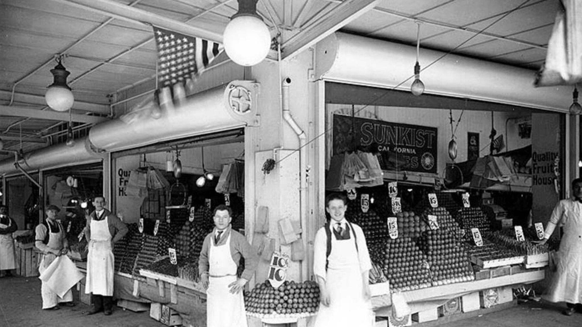 From Naples to Seattle: The Vegetable Seller Who Bought their Market